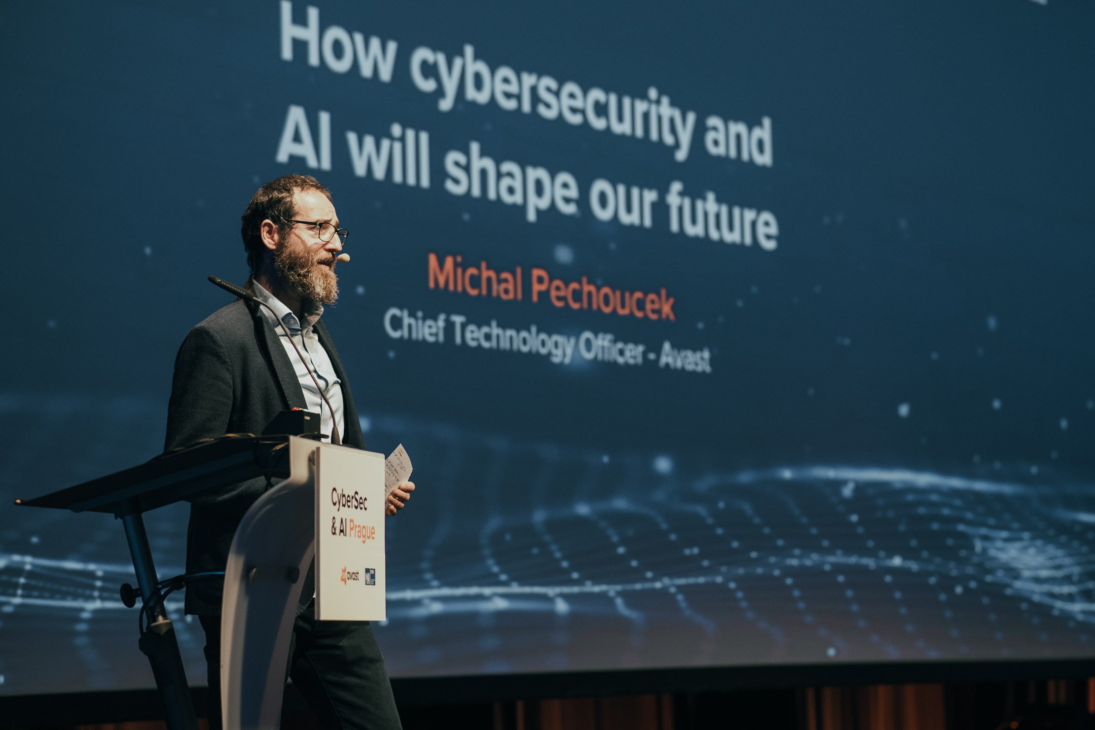 Top 10 Moments From the CyberSec & AI Prague Conference | Avast