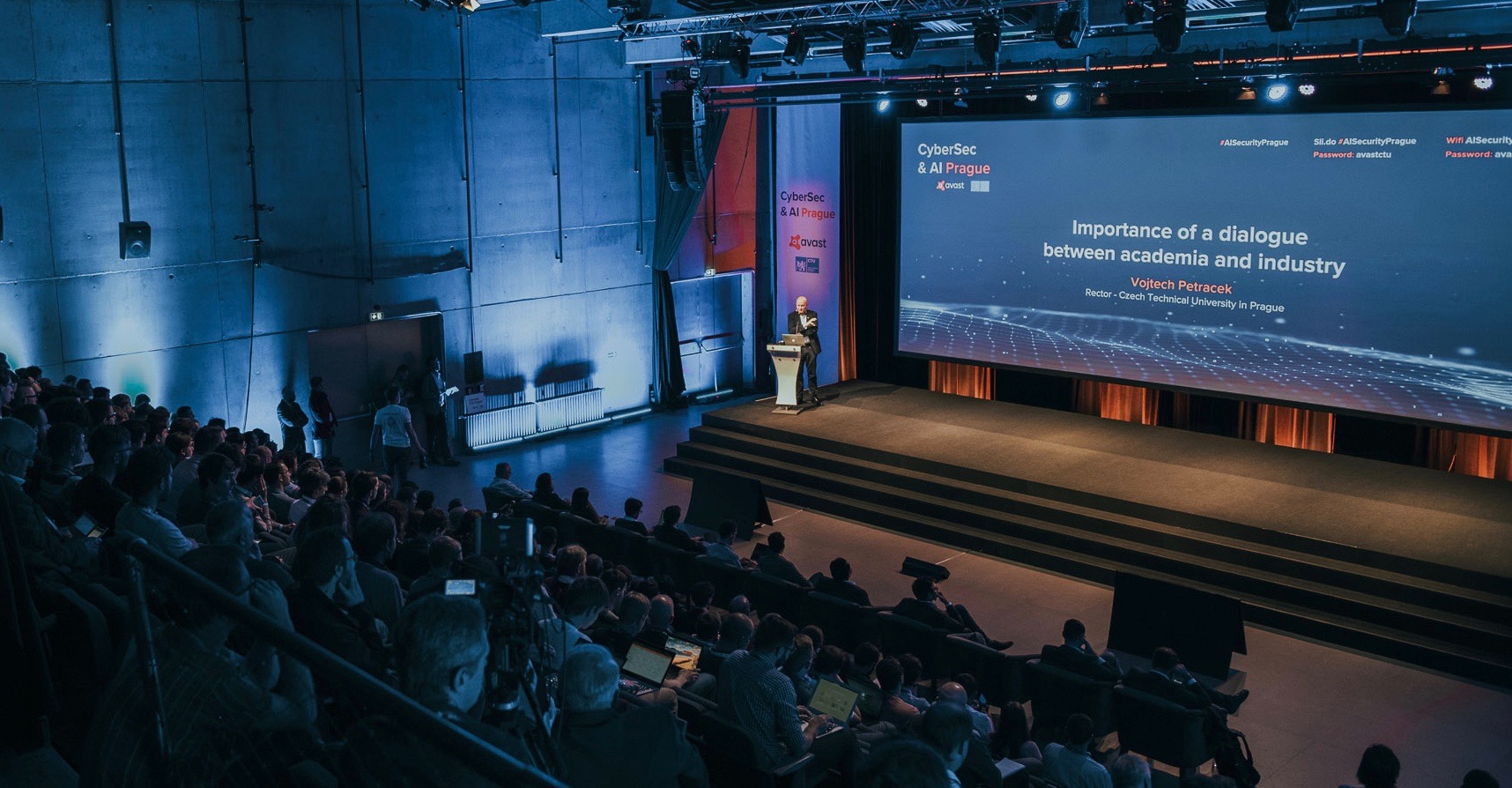 Top 10 Moments From the CyberSec & AI Prague Conference | Avast